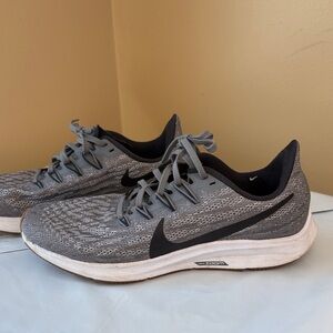 Nike Zoom Gray and Black Sneakers